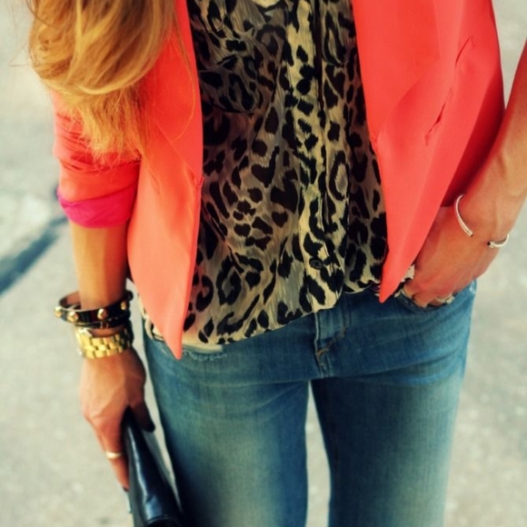 H&M Jackets & Blazers - MOVING SALE! EUC H&M Coral Textured Blazer